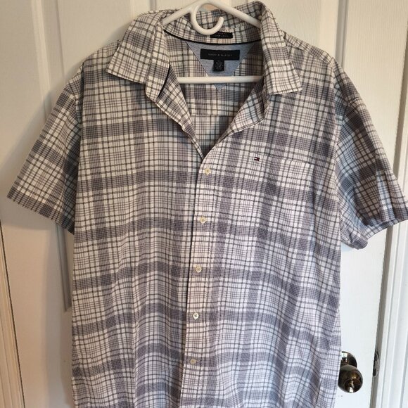 Tommy Hilfiger Men’s XL Plaid Button-Up Shirt – Custom Fit - Picture 1 of 3